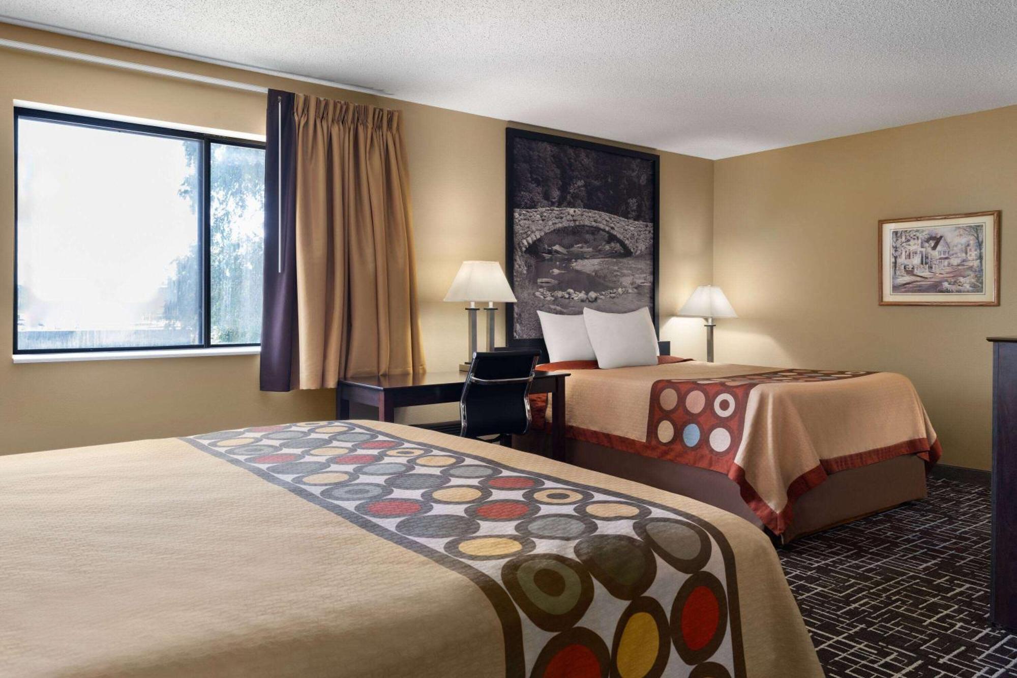 Super 8 By Wyndham Dyersville Buitenkant foto